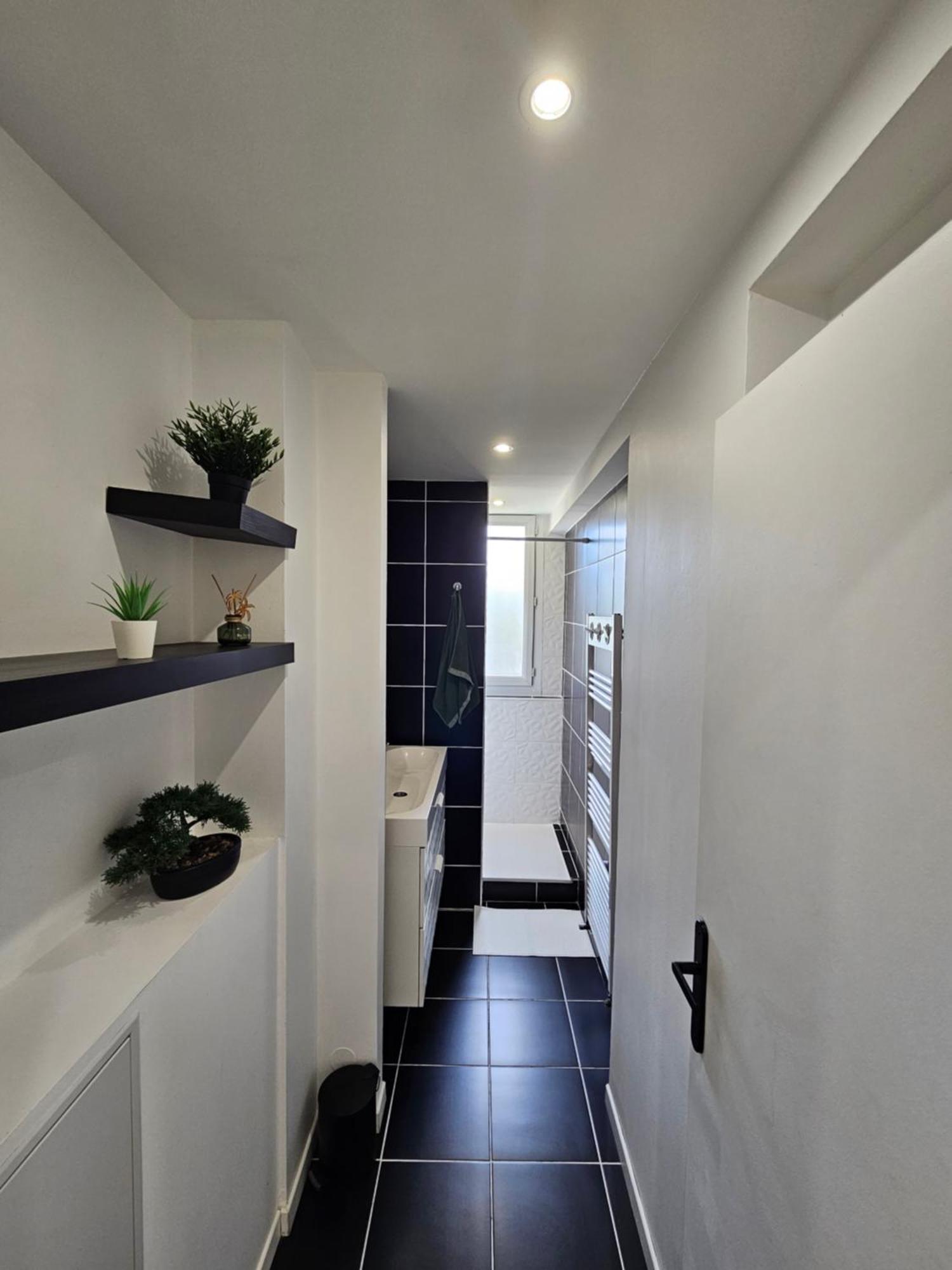 Charmant & Spacieux 3 Chambres - Mm Apartment - Lyon Grand Parilly Vénissieux Zewnętrze zdjęcie
