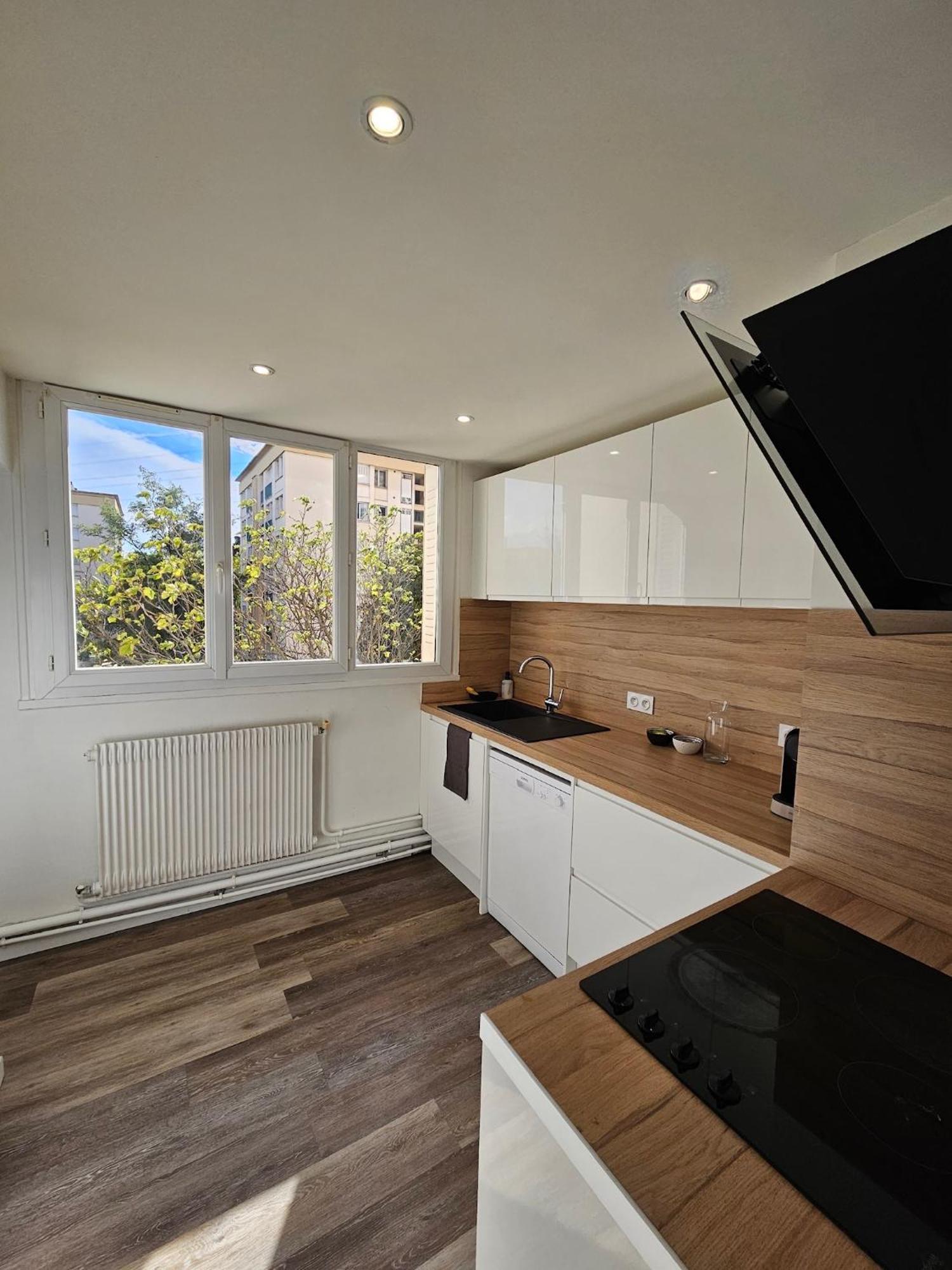 Charmant & Spacieux 3 Chambres - Mm Apartment - Lyon Grand Parilly Vénissieux Zewnętrze zdjęcie